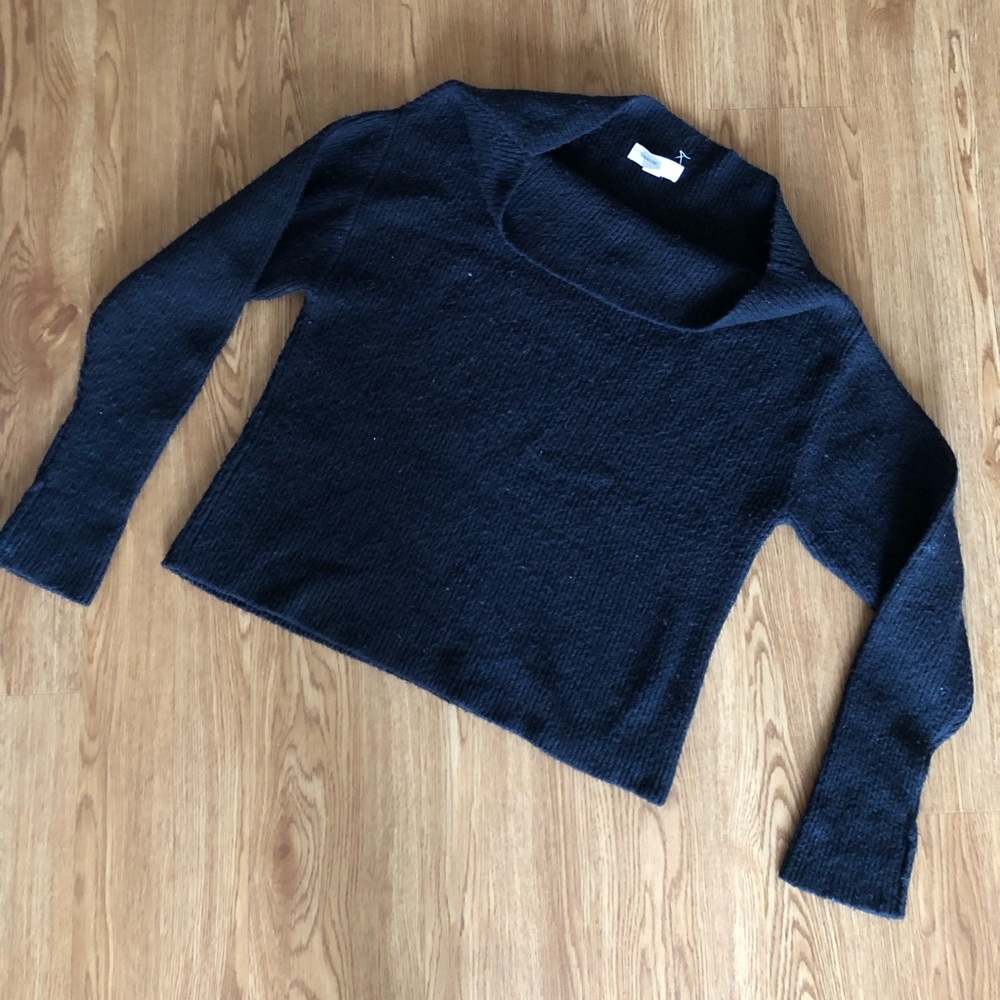 Treasure & Bond Mock Chunky Knit neck asymmetrical sleeves Sweater small